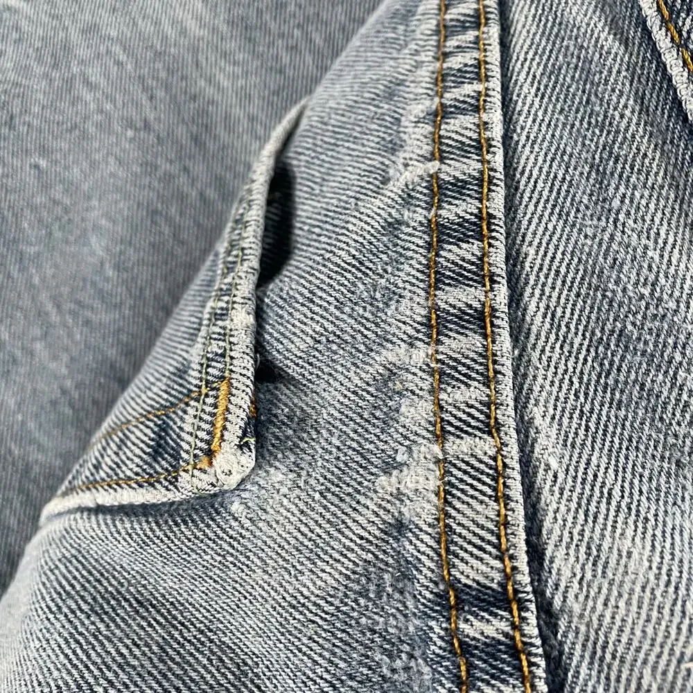 Levi’s 505 Light Wash Denim Jeans 33x27.5 Distress Straight